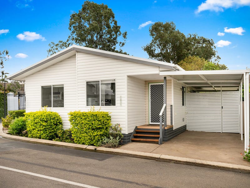 134/30 Majestic Drive, Stanhope Gardens, NSW 2768