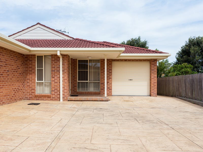 2/10 Pryor Cres, Old Bar, NSW 2430