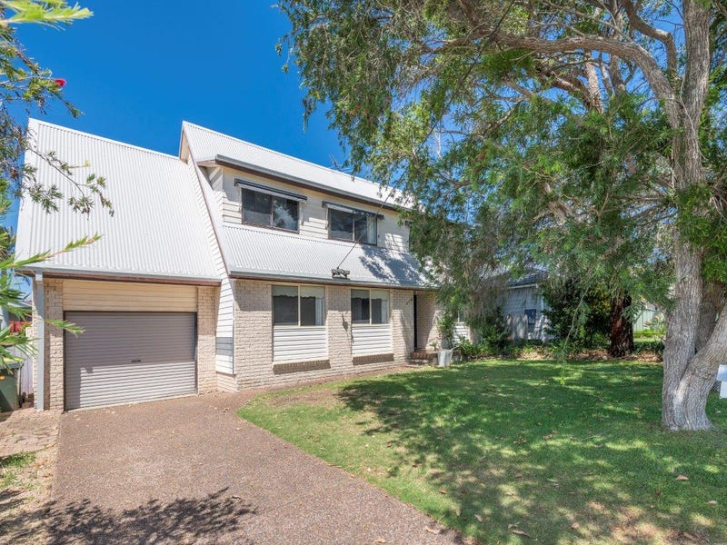 114 Macquarie Grove, Caves Beach, NSW 2281