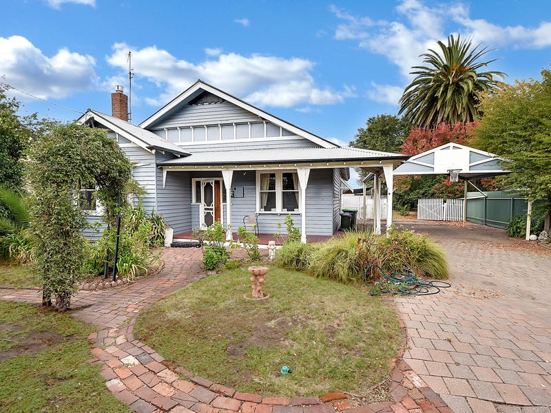 16 Bowden Street, Horsham, Vic 3400 House for Sale