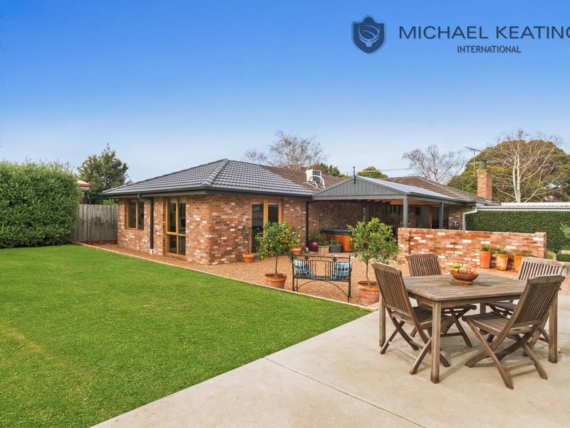 18 Dalton Drive, Tyabb, Vic 3913 Property Details