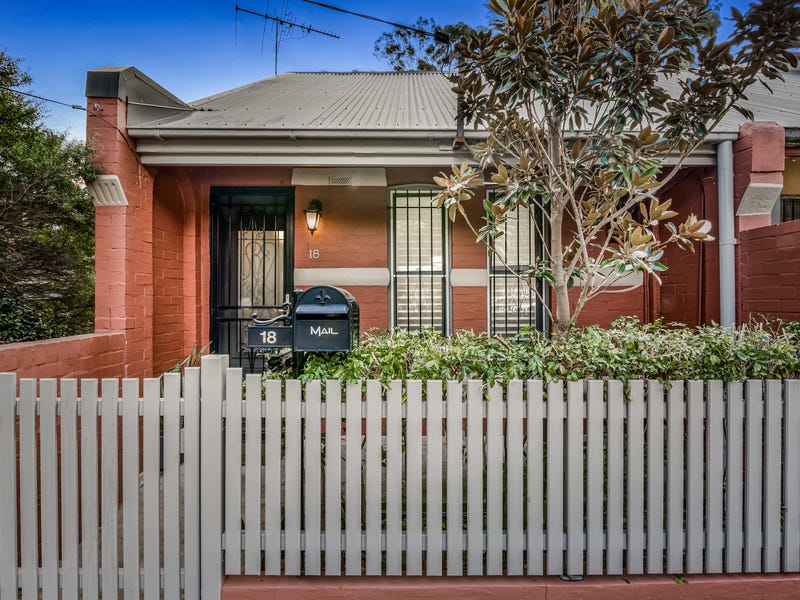 18 Fotheringham Street, Enmore, NSW 2042 Property Details