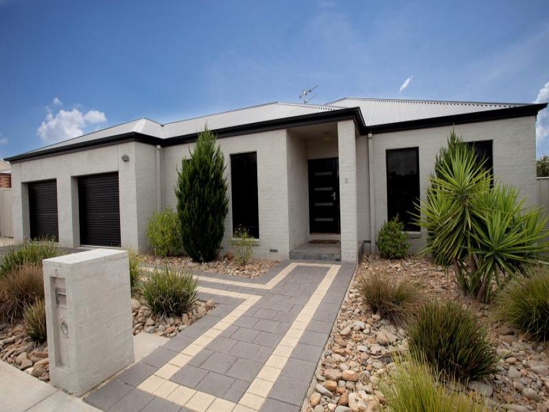 5 Rossdale Drive, Eaglehawk, VIC 3556