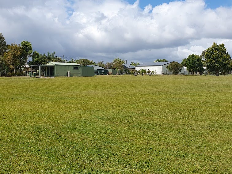 Houses for Sale in Nautilus Dr, Cooloola Cove, QLD 4580 Pg. 3