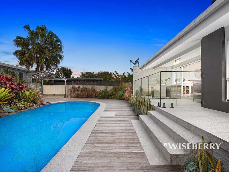 41 Diamond Head Drive, Budgewoi, NSW 2262 Property Details