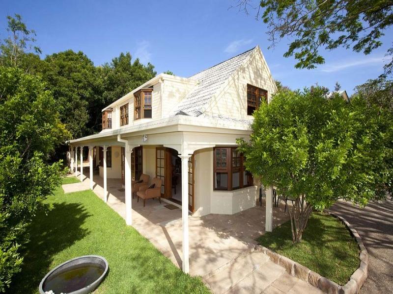 19 Emma Street, Milton, QLD 4064