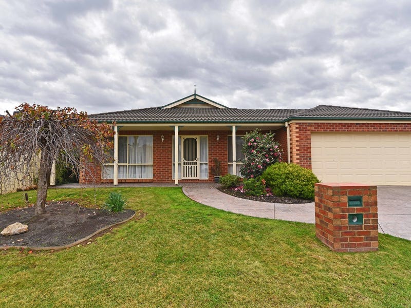 11 Alan Street, Shepparton, Vic 3630 - Property Details