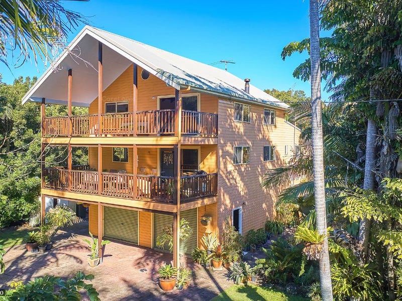 2 Strand Avenue New Brighton Nsw 2483