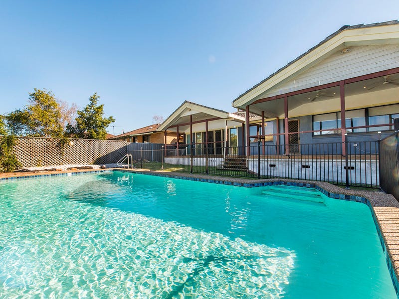 11 Wiles Place, Cambridge Park, NSW 2747