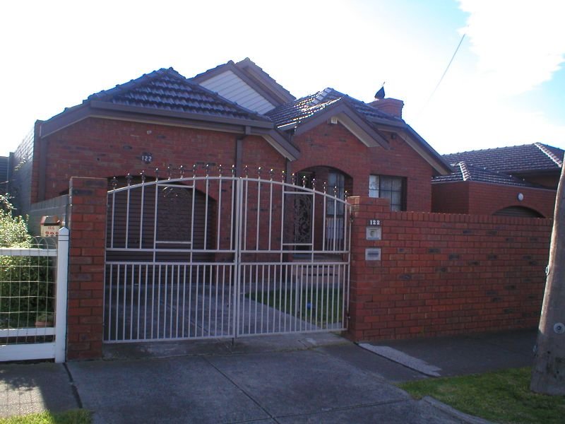 122 Essex Street, West Footscray, VIC 3012