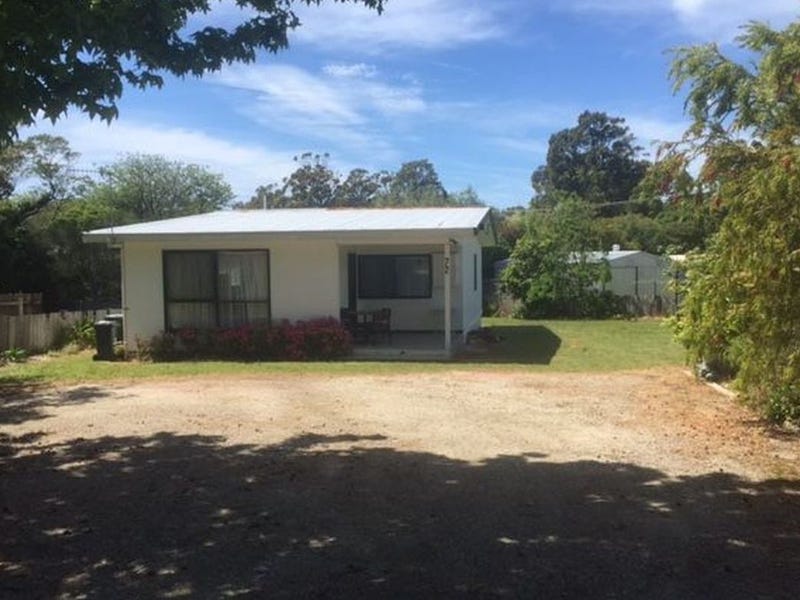 72 Betka Road, Mallacoota, Vic 3892 Property Details