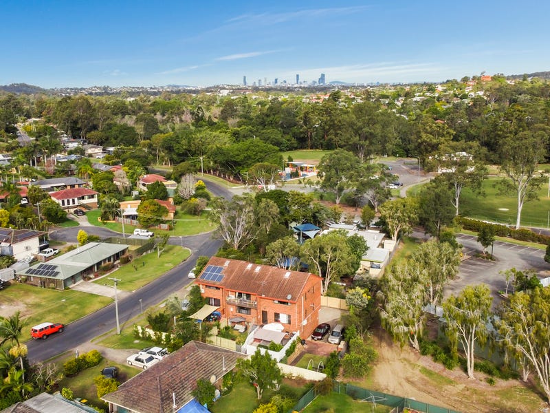 2/137 Olearia Street, Everton Hills, Qld 4053 Townhouse for Sale