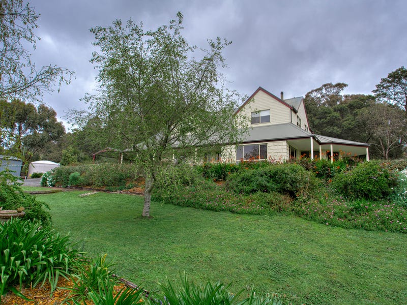 599 Post Office Road, Ross Creek, VIC 3351