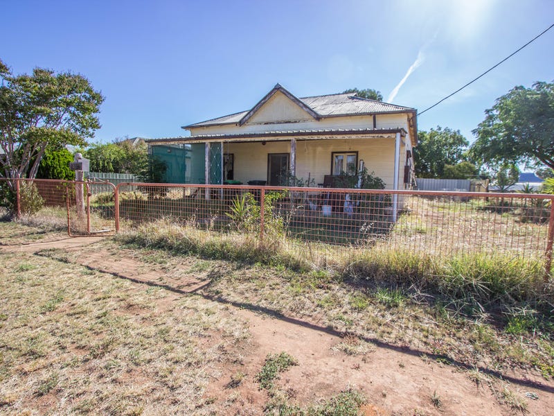 36 Ford Street, Ganmain, NSW 2702 Property Details