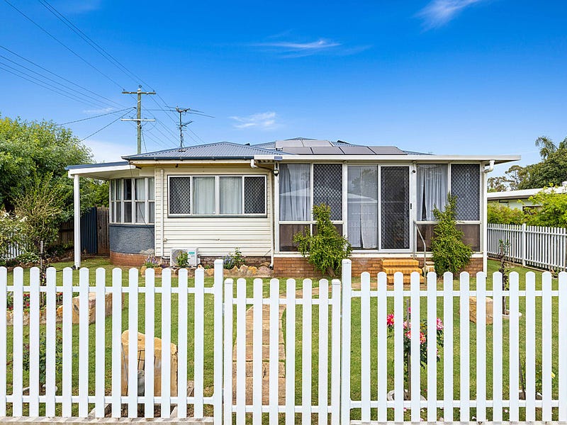 10 Aylmer Street, Oakey, Qld 4401 Property Details