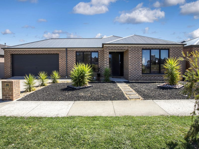 28 Crown Street, Sebastopol, VIC 3356
