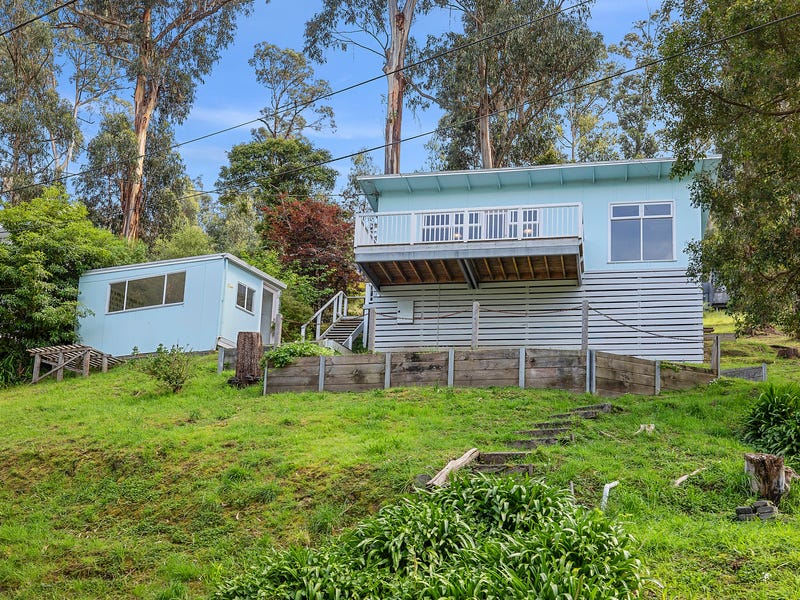 11 Wallace Street, Wye River, VIC 3234