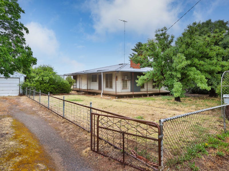 63 Farrell Street, Ouyen, Vic 3490 Property Details