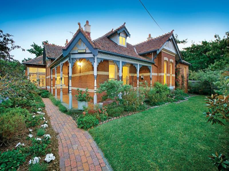 68 Mont Albert Road, Canterbury, Vic 3126 Property Details