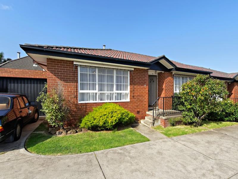 10/15 Holyrood Street, Hampton, Vic 3188 Property Details