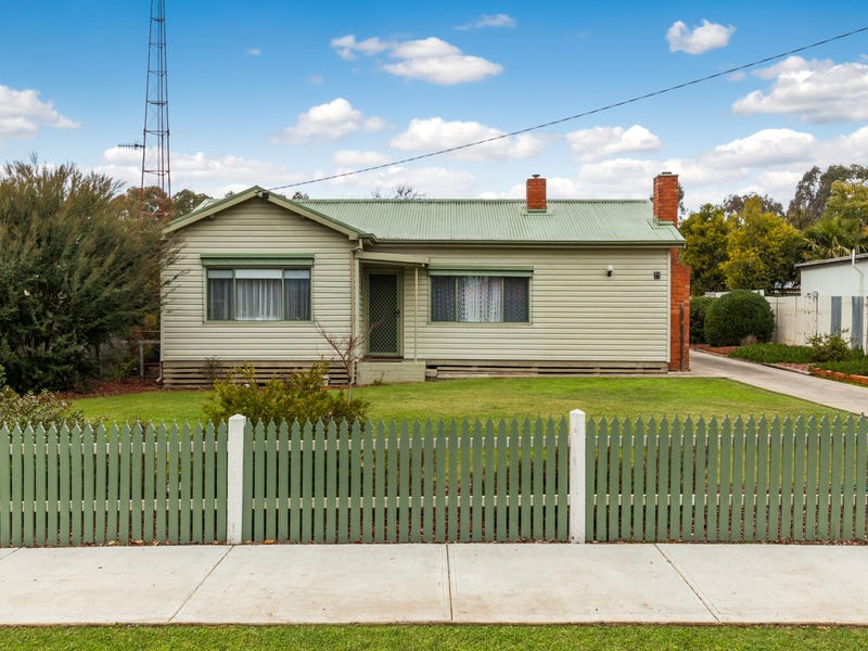 32 Sutherland Street, Broadford, Vic 3658 Property Details