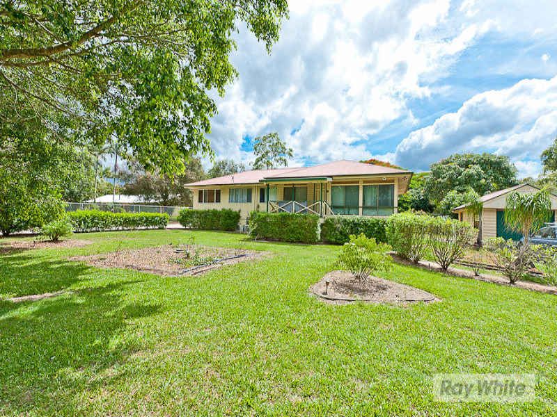 11 Youngs Crossing Road, Joyner, QLD 4500