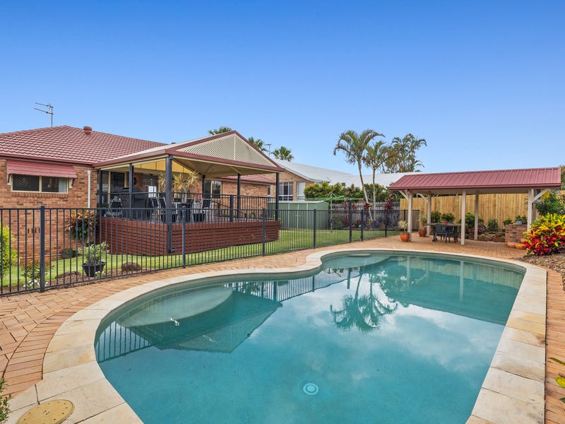 11 Dundee Drive, Banora Point, NSW 2486 - realestate.com.au