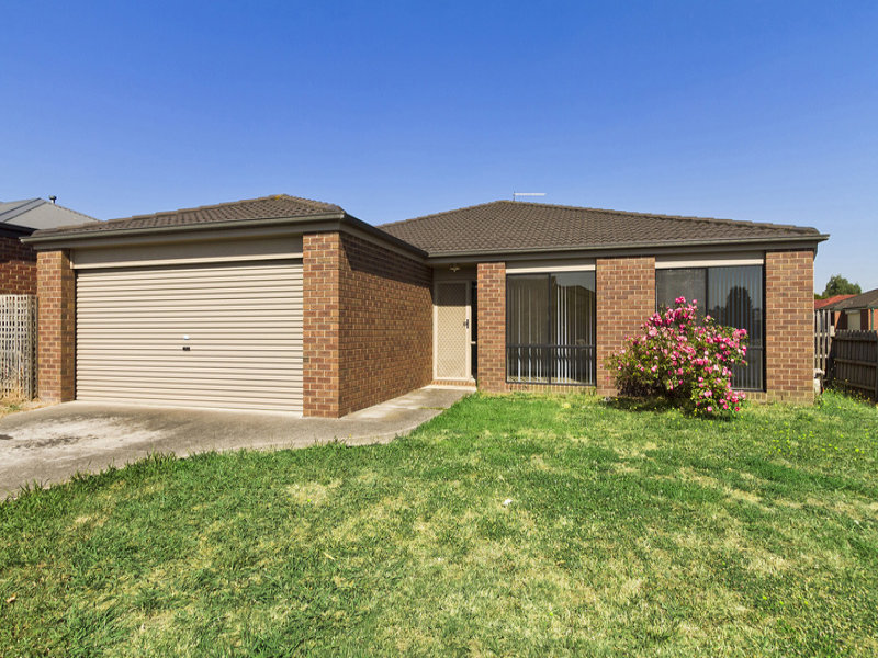 33 Grand Arch Way, Berwick, Vic 3806 Property Details