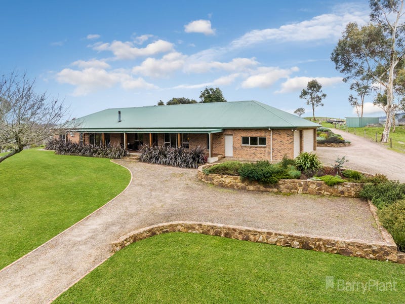14 Mount View Road, Wandong, Vic 3758 House for Sale
