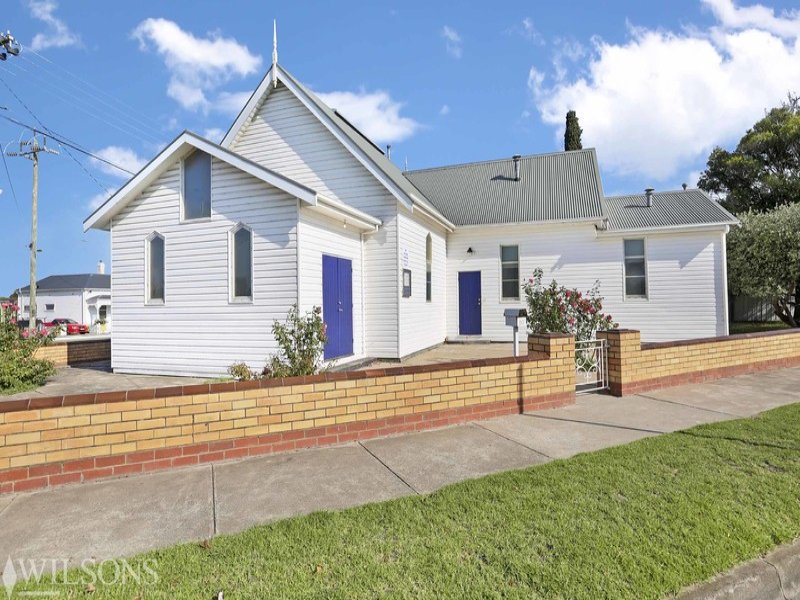 10 St Albans Road, East Geelong, VIC 3219