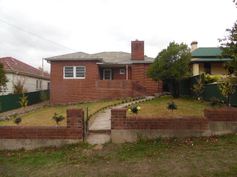 240 Lambert Street, Bathurst, NSW 2795