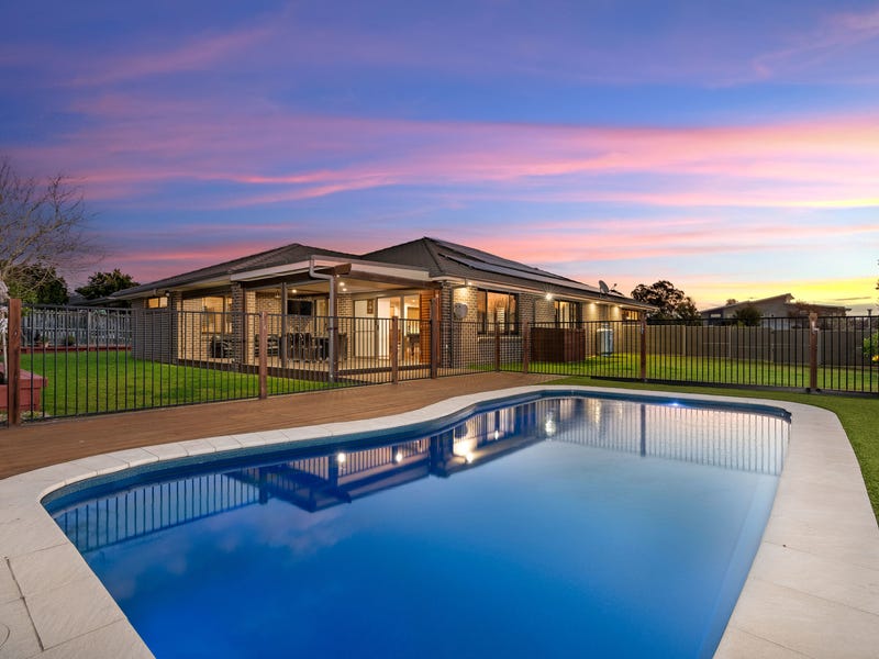 7 Twin Creeks Drive, Luddenham, NSW 2745 Property Details