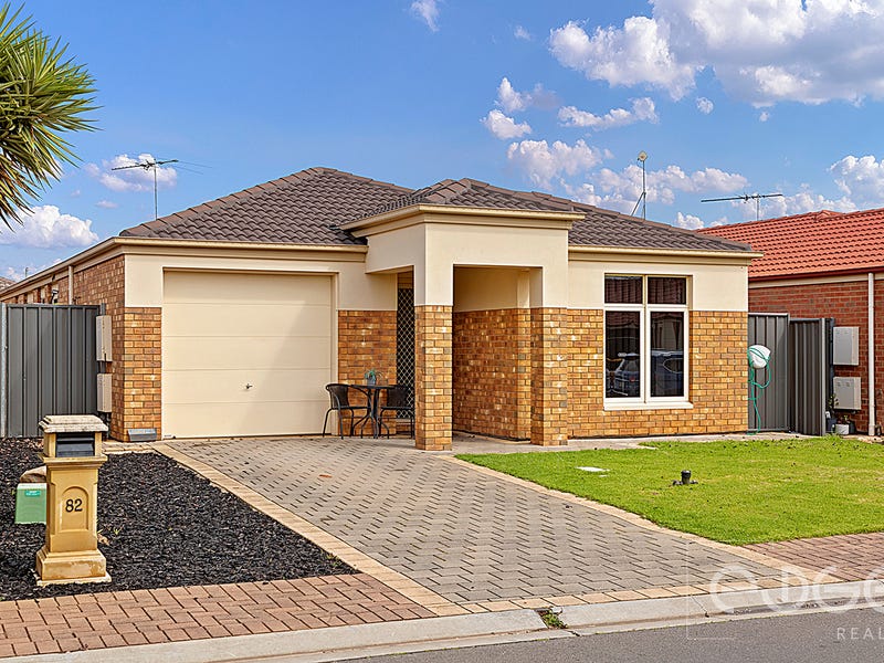 82 Lakeside Drive, Andrews Farm, SA 5114