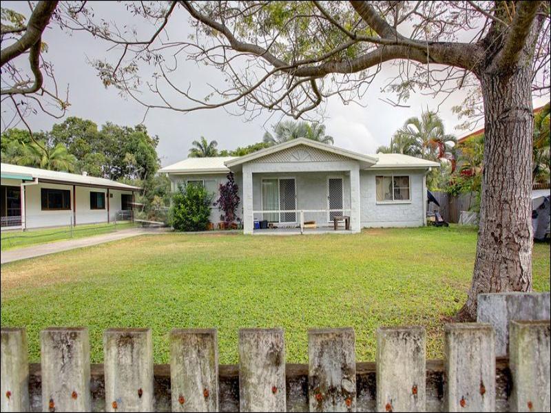 1497 Riverway Drive, Kelso, Qld 4815 Property Details