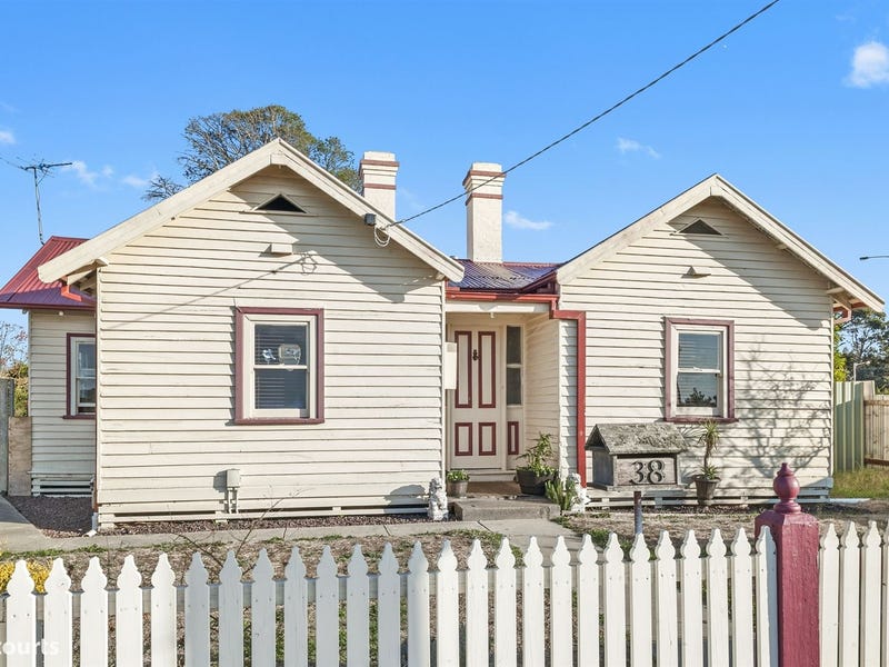 38 Victoria Street, Creswick, Vic 3363 Property Details