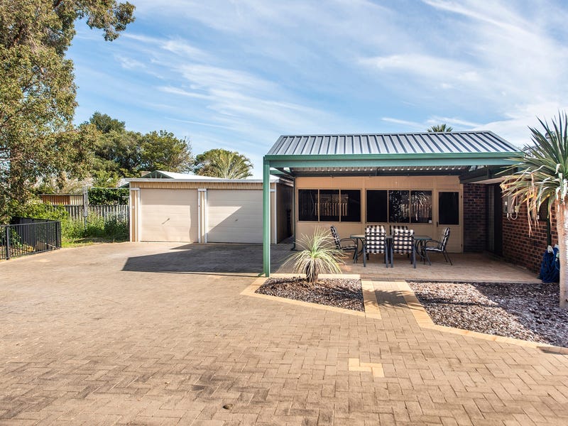 24 Dawson Avenue, Forrestfield, WA 6058 Property Details