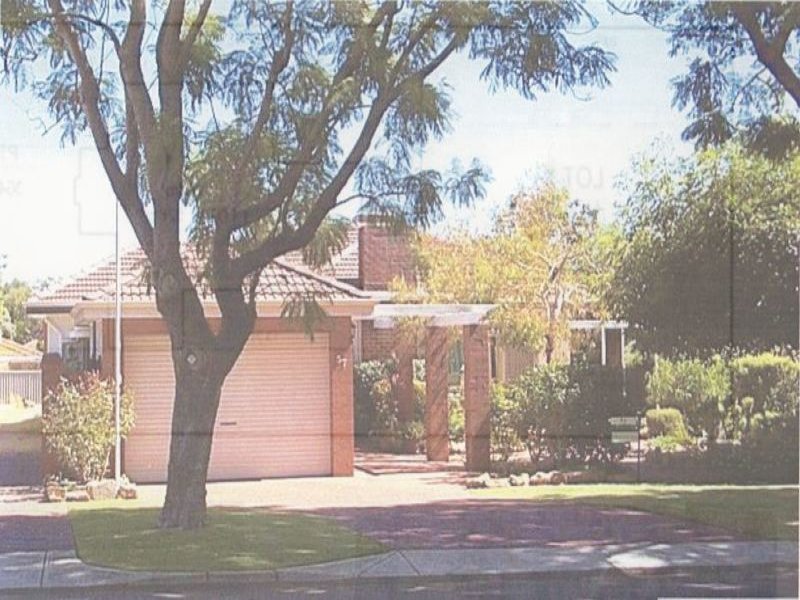 57 Gairloch Street, Applecross, WA 6153