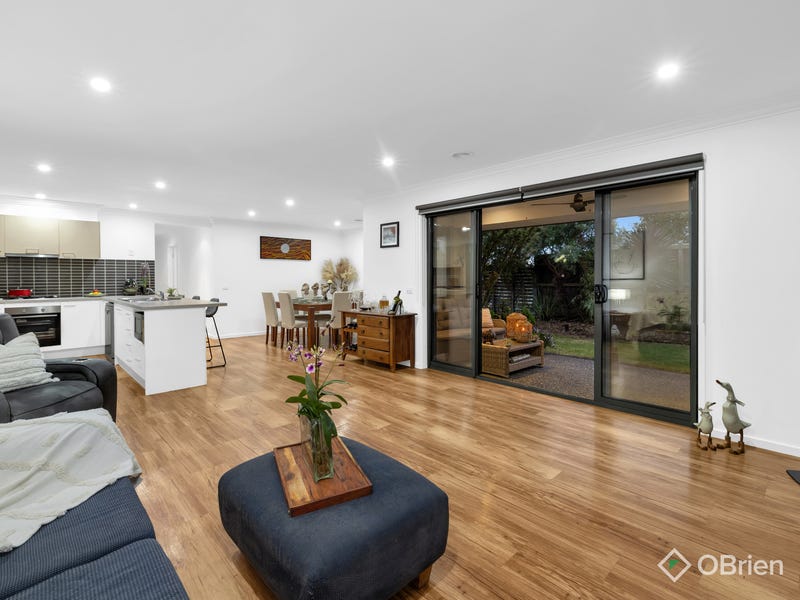 Sold Property Prices & Auction Results in Berwick, VIC 3806 (+2