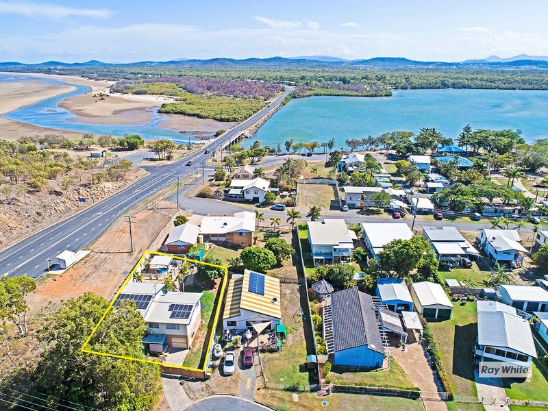 2 Pinnacle Street, Causeway Lake, Qld 4703 House for Sale