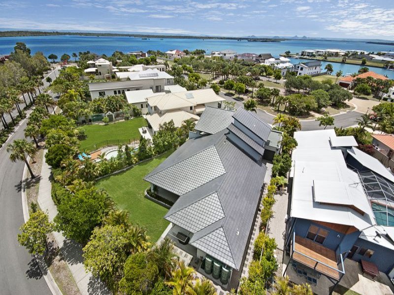 9 Seaside Drive, Banksia Beach, QLD 4507