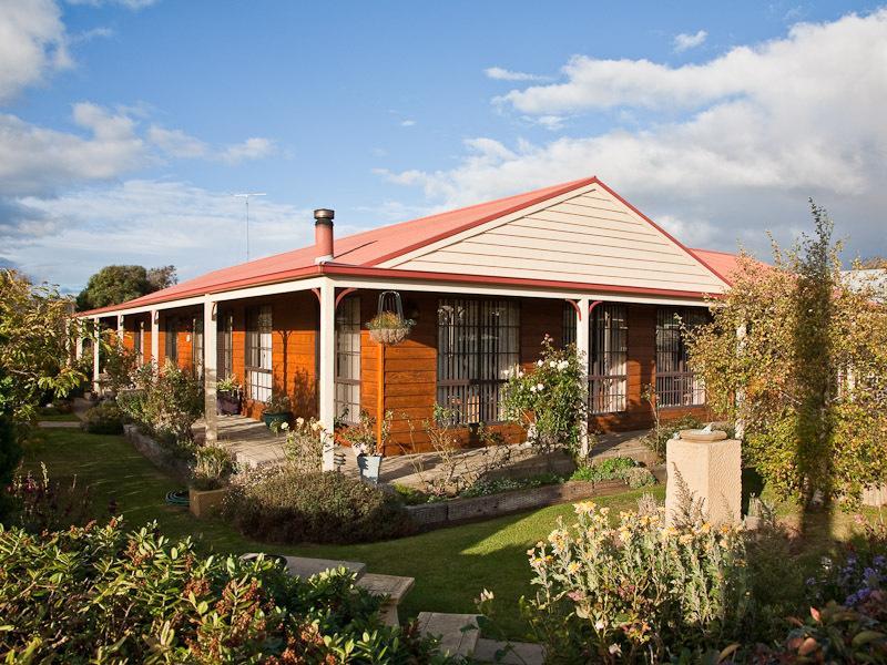 2 Church Street, Oatlands, Tas 7120 Property Details