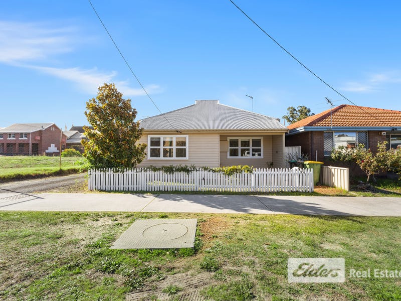 54 Johnston Street, Collie, WA 6225
