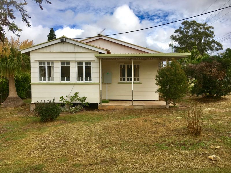 1 Pine Street, Yarraman, Qld 4614 Property Details