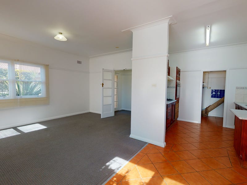 17 Bardia Road, Shortland, NSW 2307