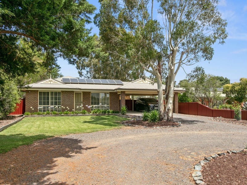 82 Ironstone Road, Epsom, Vic 3551 Property Details