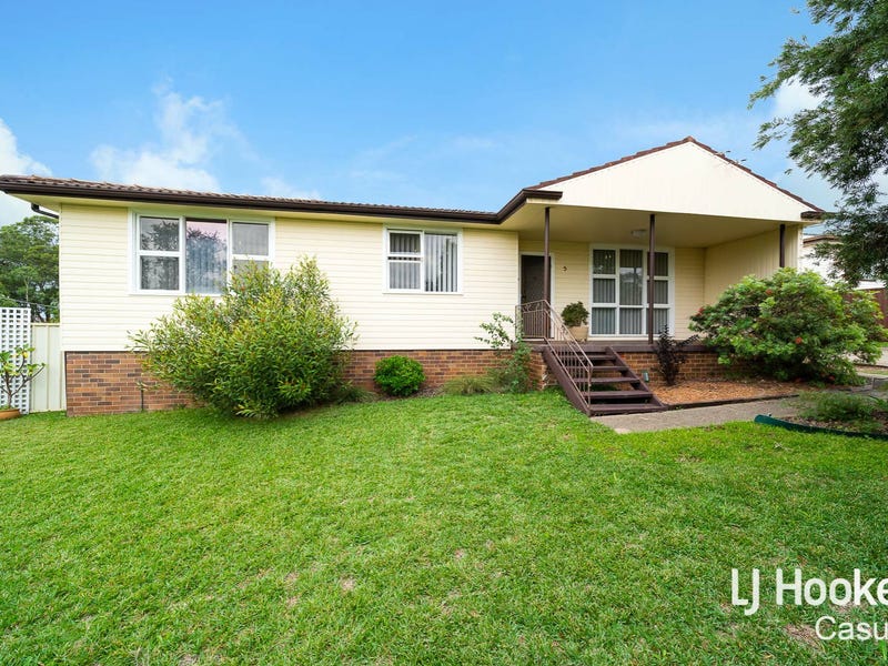 5 Holland Cres, Casula, NSW 2170
