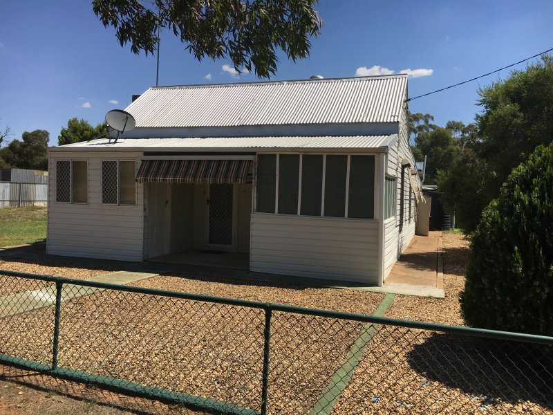 182 Camp Street, Temora, NSW 2666 - Realestate.com.au