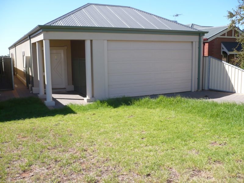 73B Summer Drive, Buronga, NSW 2739