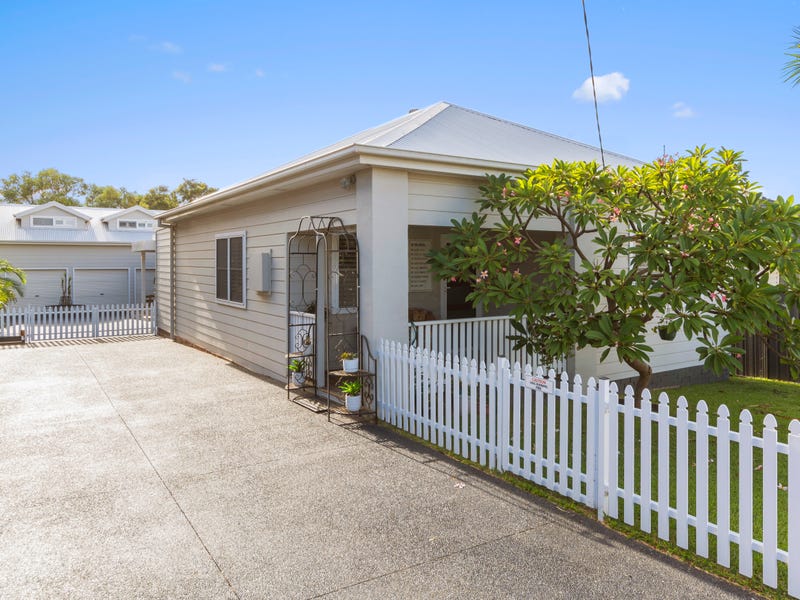 12 Wentworth Street, Shellharbour, NSW 2529