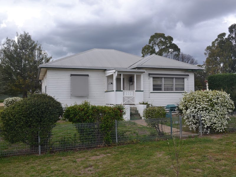 19 Mulligan Street, Inverell, NSW 2360